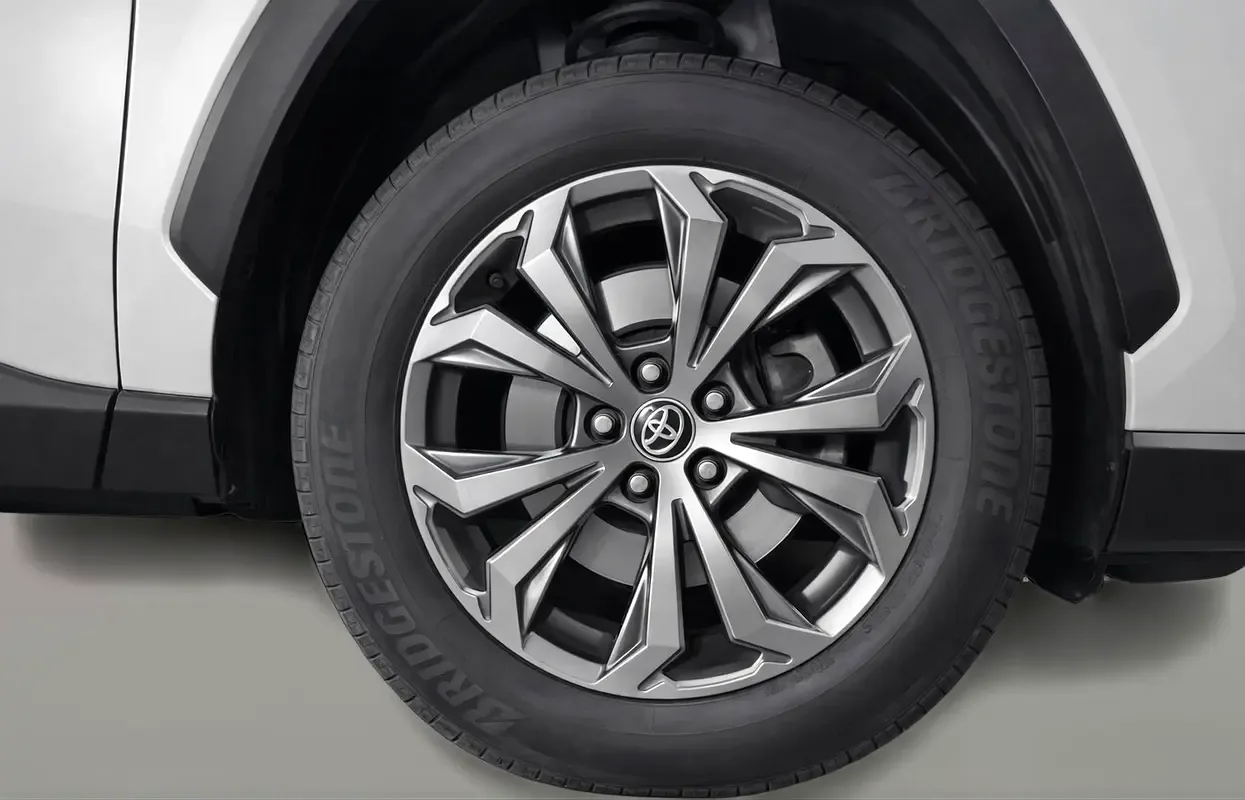 Toyota RAV4 2.5 AT (205 hp) - 12