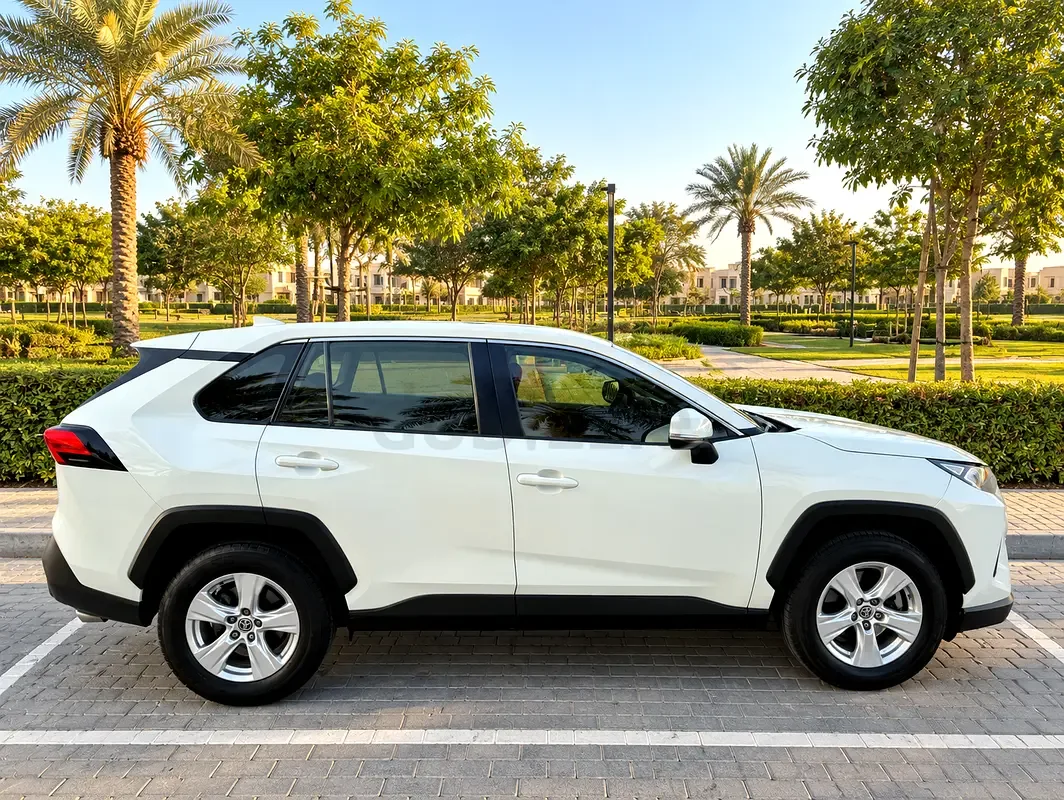 Toyota RAV4 2.5 AT (205 hp) - 13
