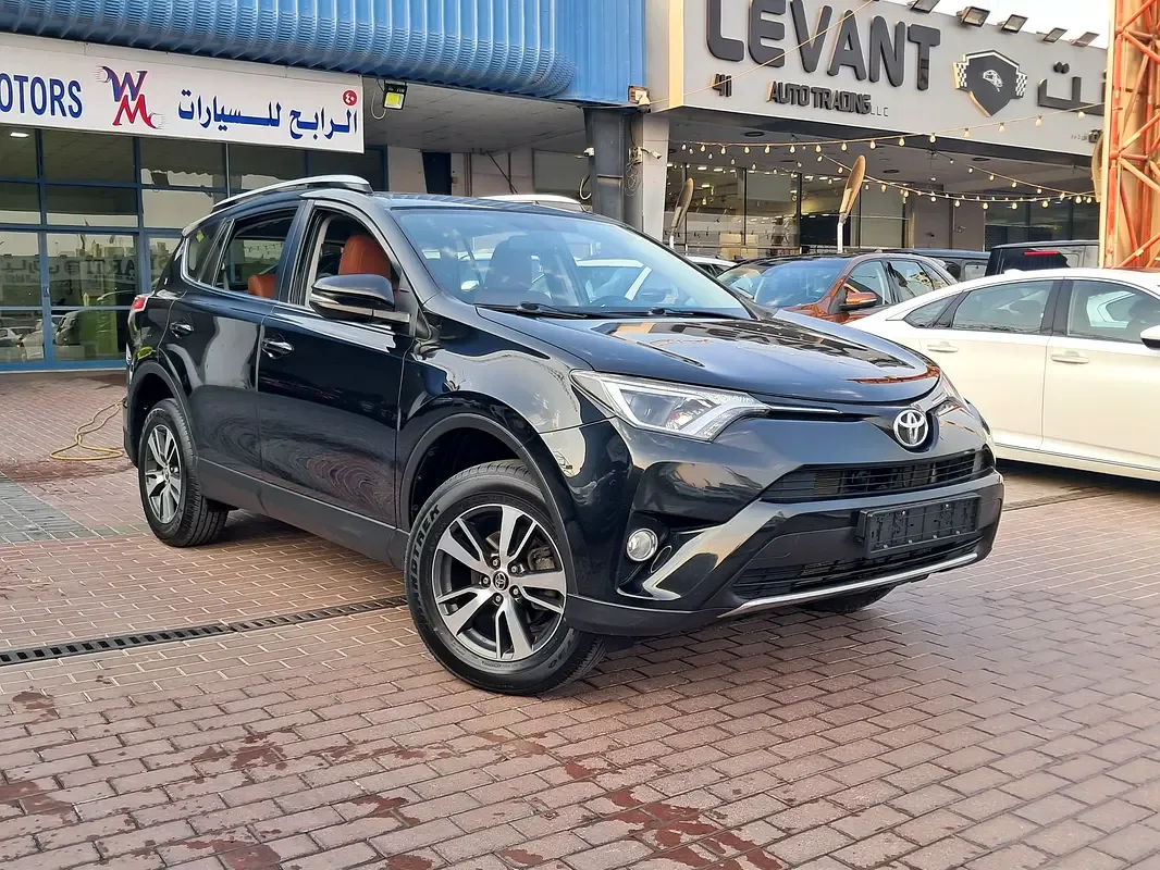 Toyota RAV4 2.5 AT 4WD (180 hp)