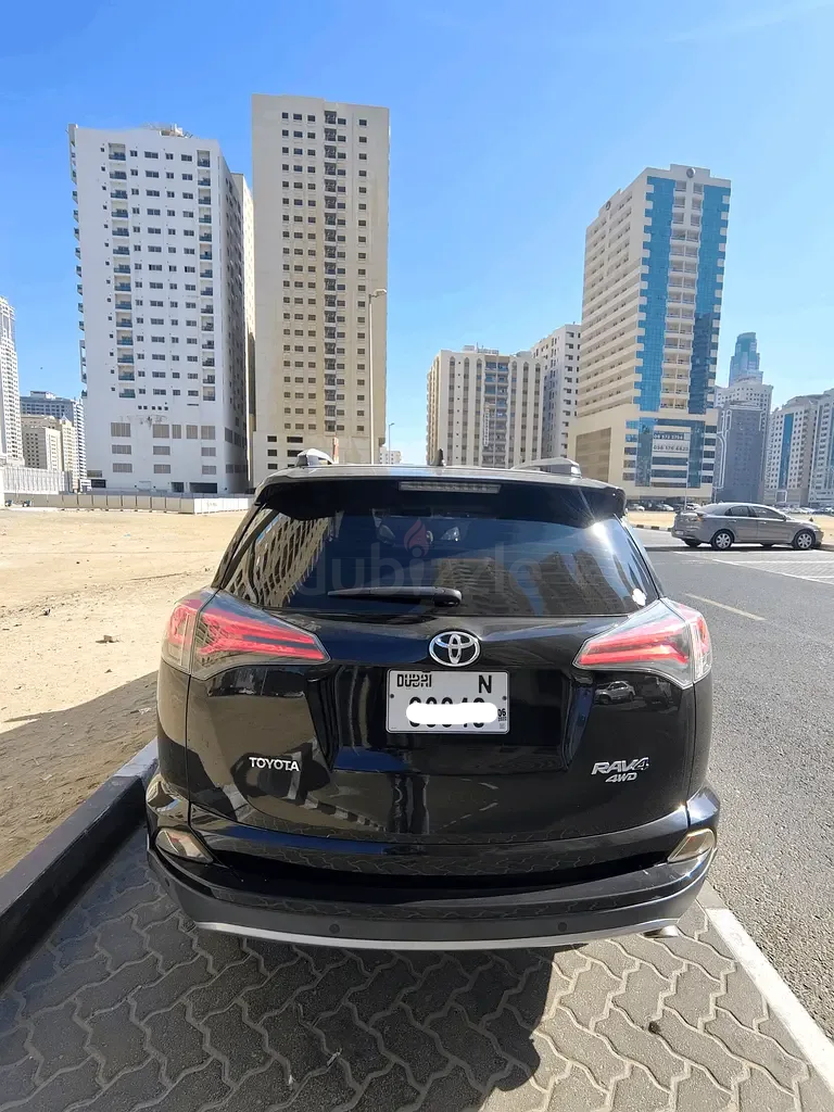 Toyota RAV4 2.5 AT 4WD (180 حصان) - 7