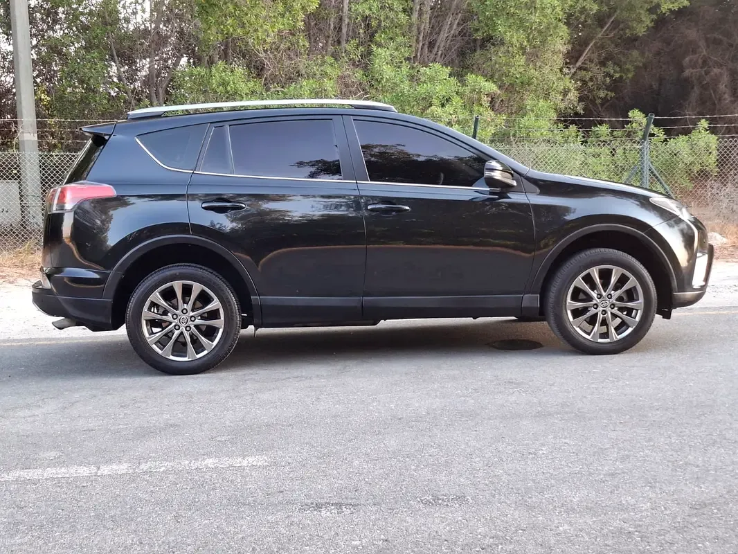 Toyota RAV4 2.5 AT 4WD (180 حصان) - 4