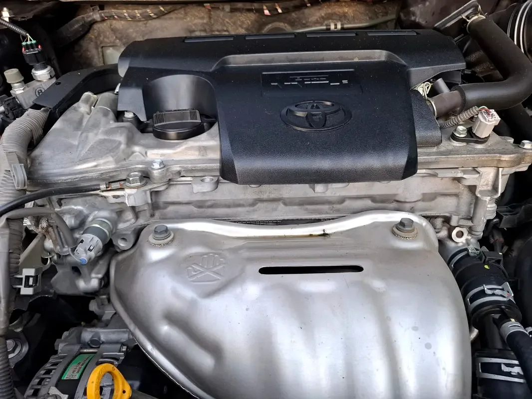 Toyota RAV4 2.5 AT 4WD (180 حصان) - 12