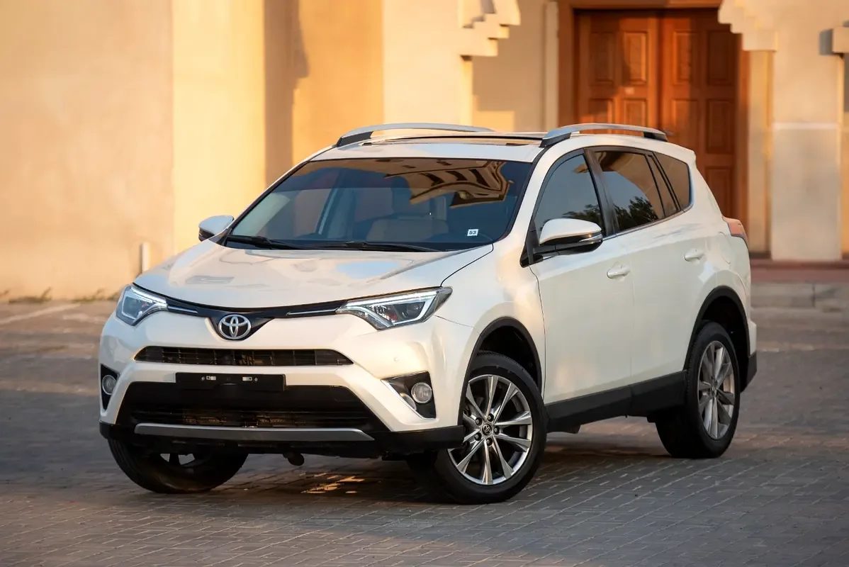 Toyota RAV4 2.5 AT 4WD (180 hp)