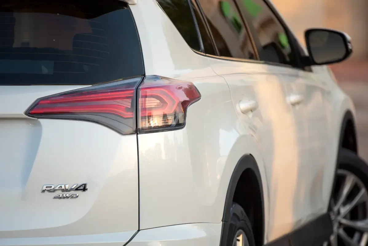 Toyota RAV4 2.5 AT 4WD (180 hp) - 9