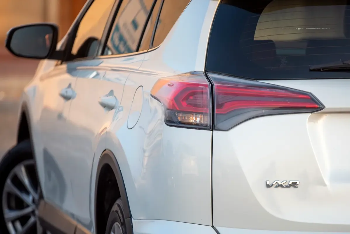 Toyota RAV4 2.5 AT 4WD (180 hp) - 10