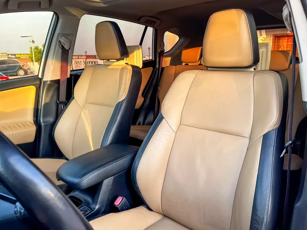 Toyota RAV4 2.5 AT 4WD (180 hp) - 16