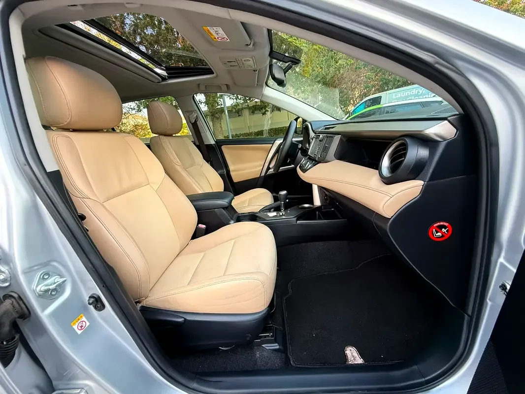 Toyota RAV4 2.5 AT 4WD (180 hp) - 10