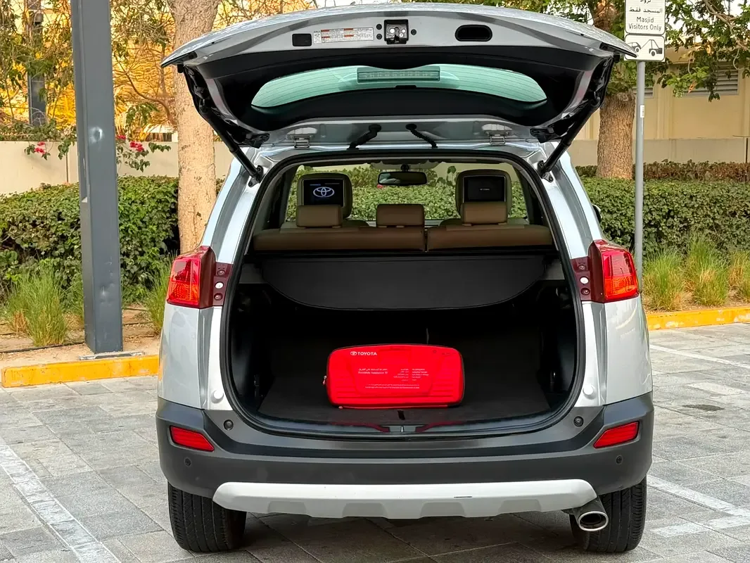 Toyota RAV4 2.5 AT 4WD (180 hp) - 17