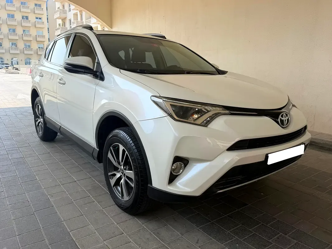 Toyota RAV4 2.5 AT 4WD (180 hp)
