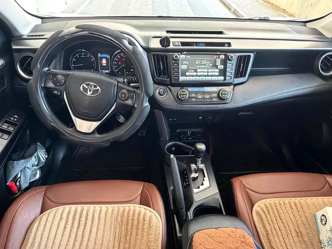 Toyota RAV4 2.5 AT 4WD (180 hp) - 10