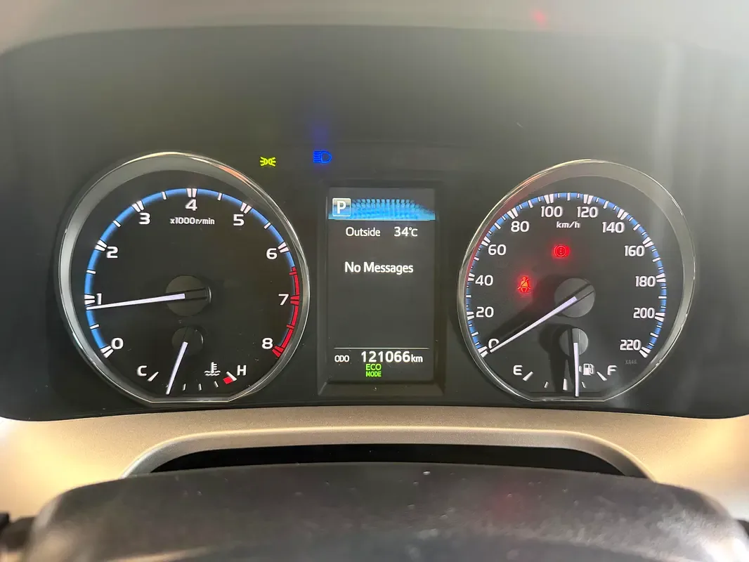 Toyota RAV4 2.5 AT 4WD (180 hp) - 14