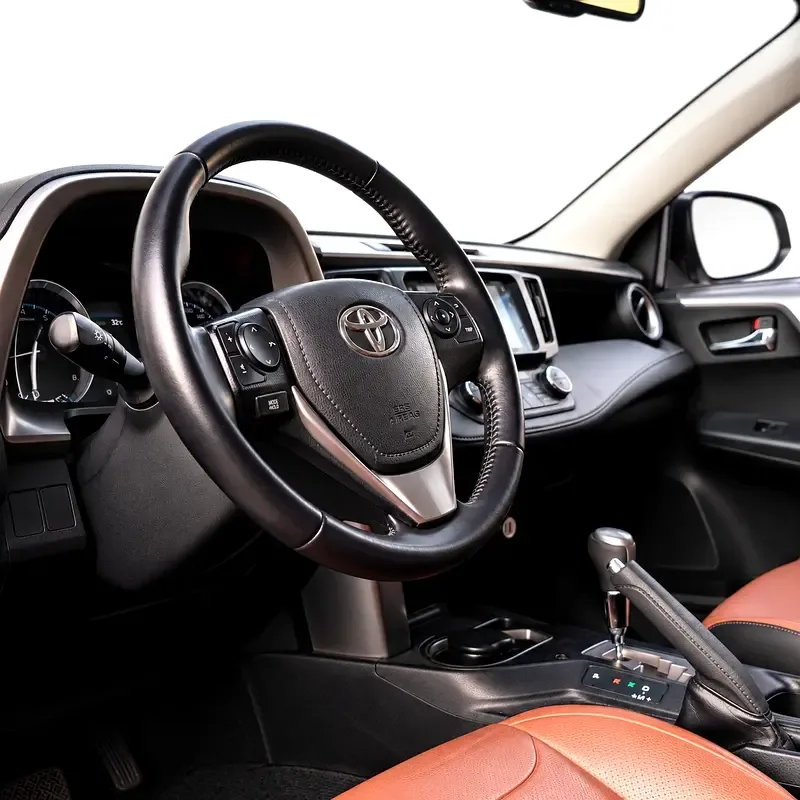 Toyota RAV4 2.5 AT 4WD (180 حصان) - 8