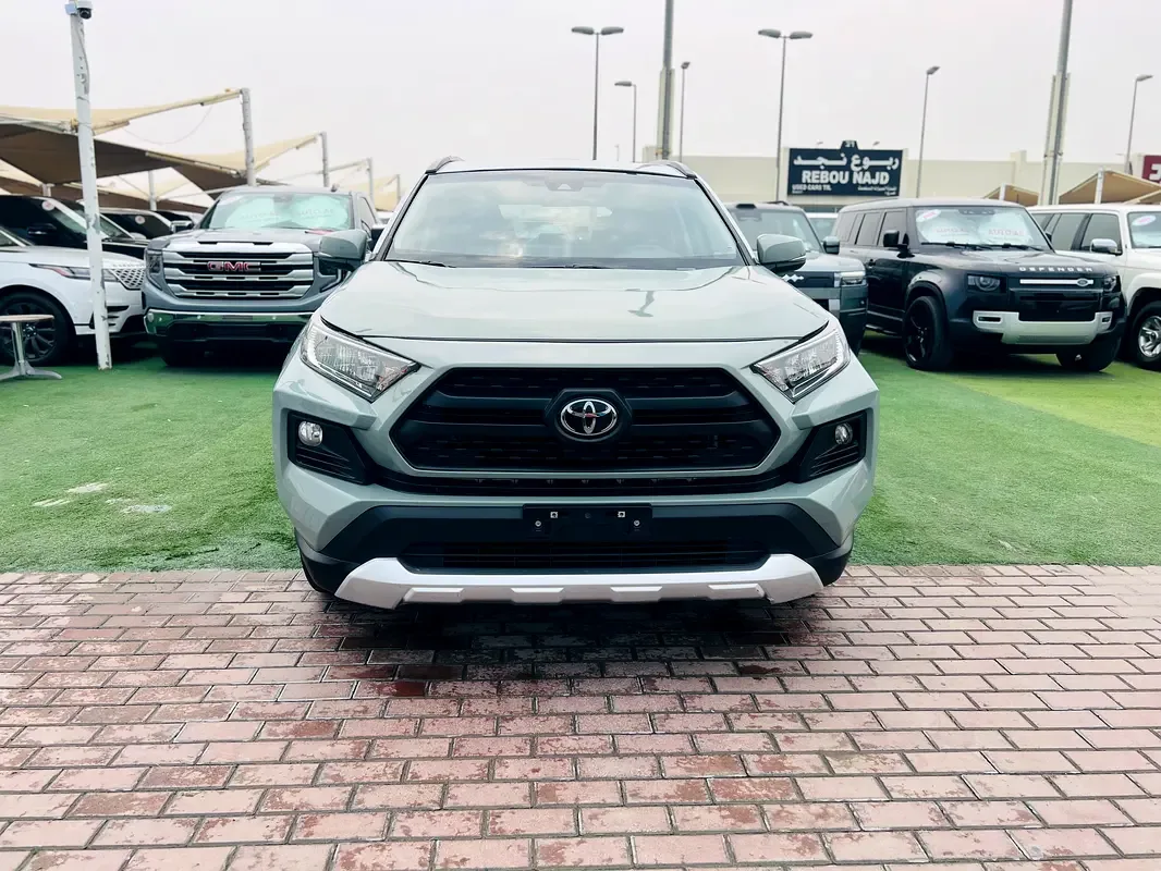 Toyota RAV4 2.5 AT 4WD (205 hp)