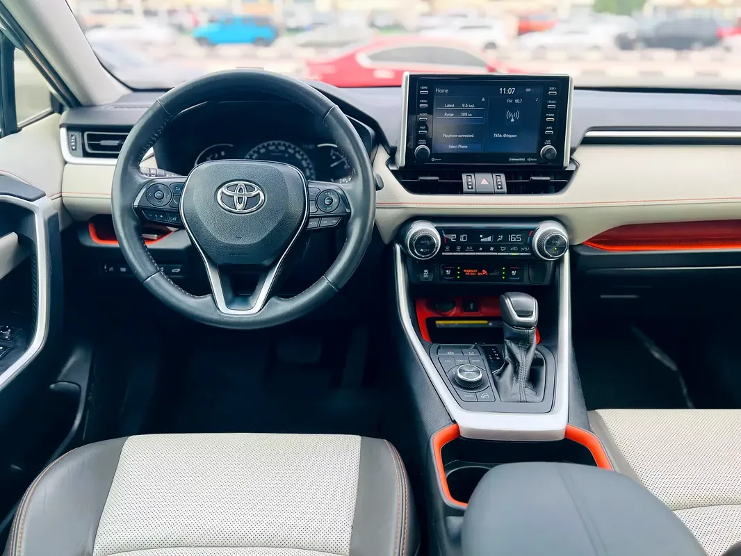 Toyota RAV4 2.5 AT 4WD (205 hp) - 11