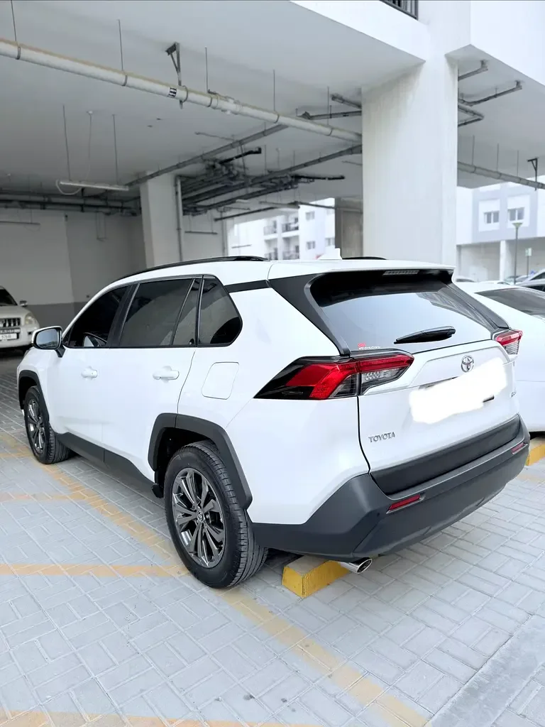 Toyota RAV4 2.5 AT 4WD (205 hp) - 4