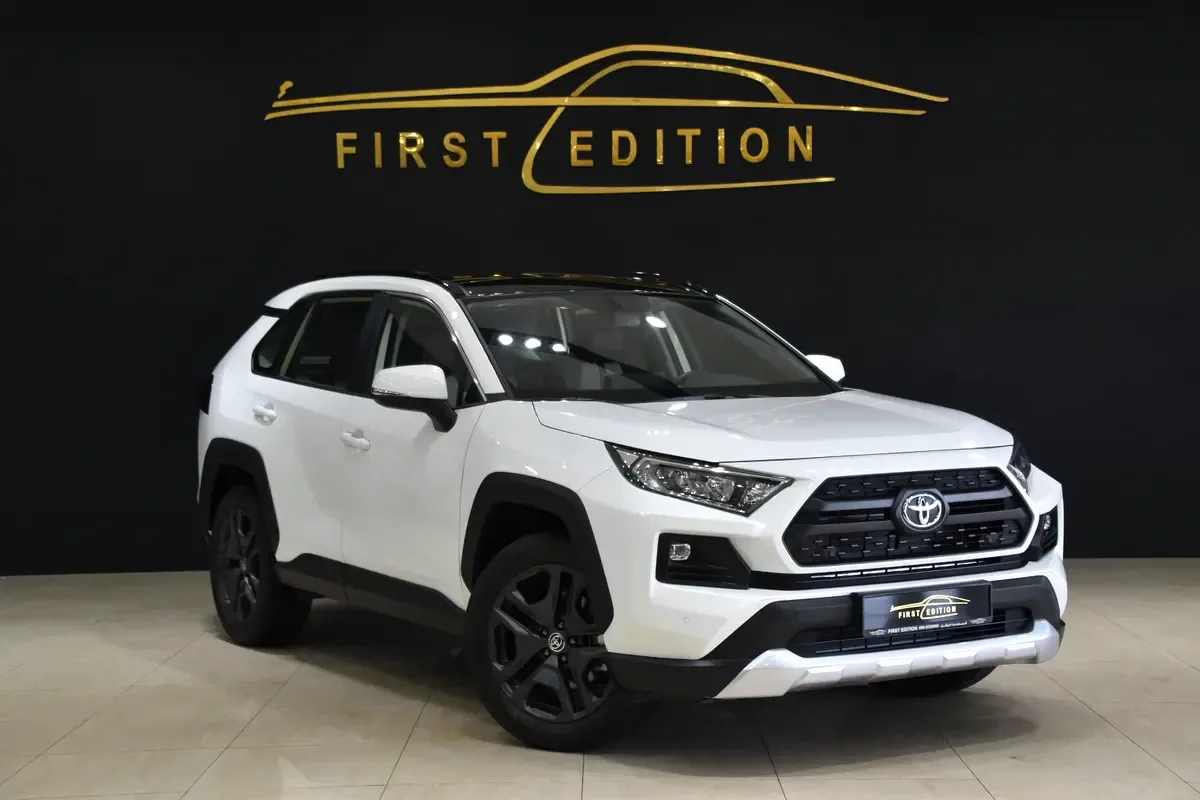 Toyota RAV4 2.5 AT 4WD (205 حصان) - 2