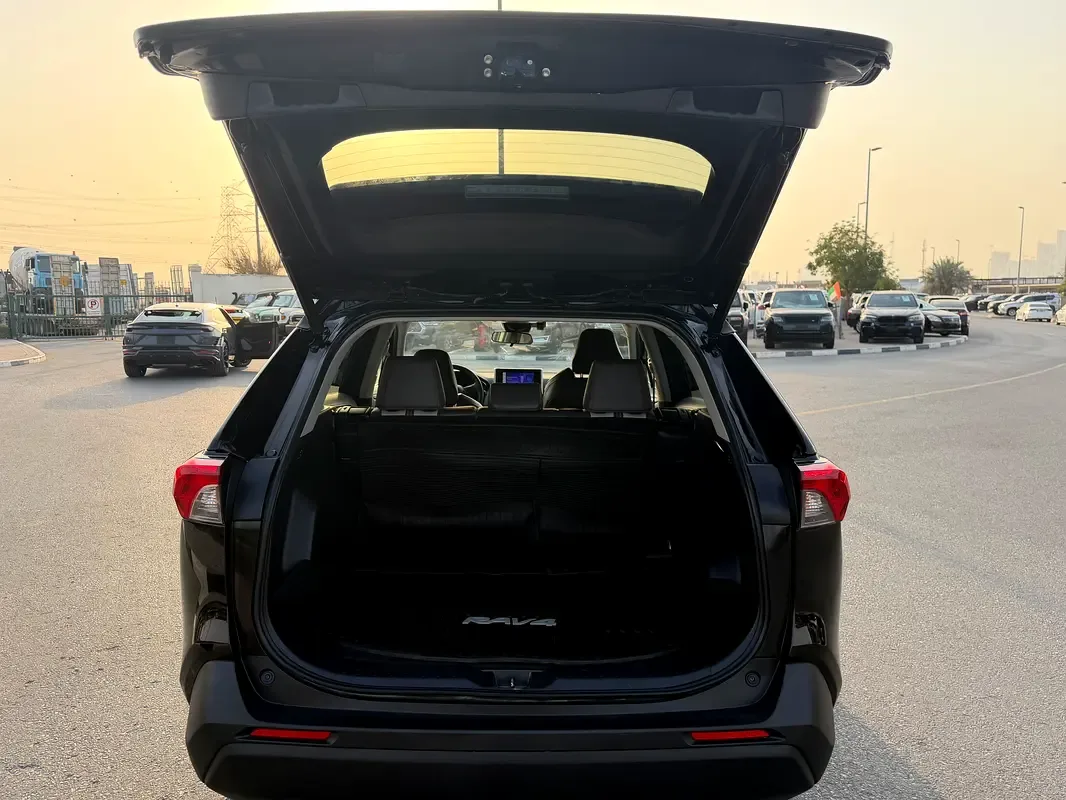 Toyota RAV4 2.5 AT 4WD (205 حصان) - 10