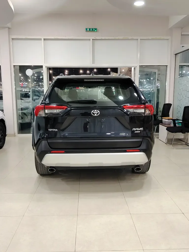 Toyota RAV4 2.5 AT AWD (206 حصان) - 5