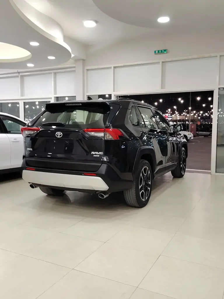 Toyota RAV4 2.5 AT AWD (206 حصان) - 6