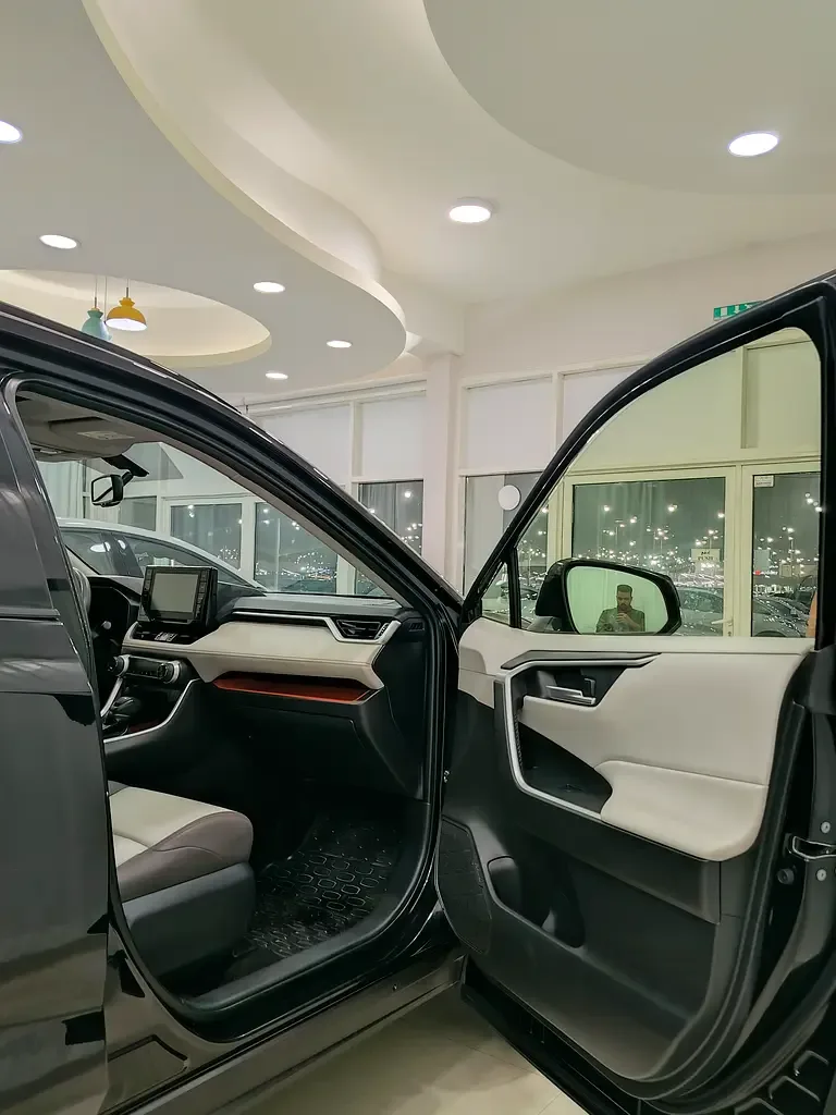 Toyota RAV4 2.5 AT AWD (206 حصان) - 12