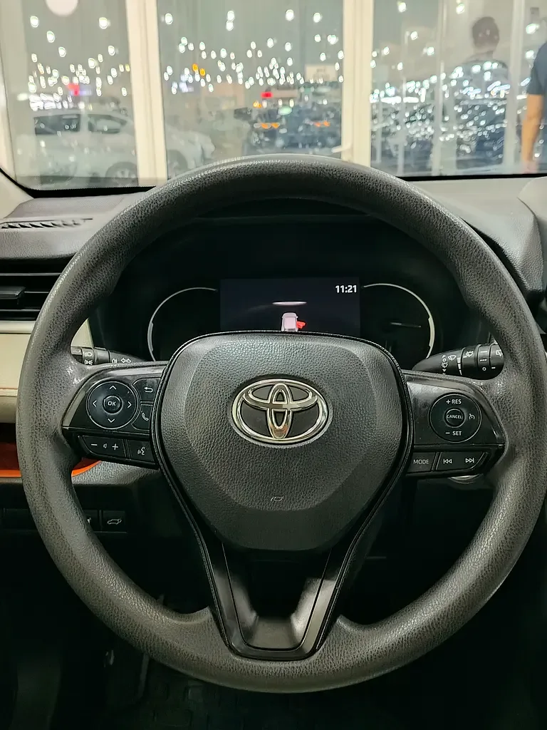 Toyota RAV4 2.5 AT AWD (206 حصان) - 17