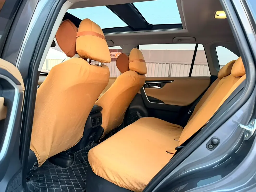 Toyota RAV4 2.5 CVT (226 hp) - 12