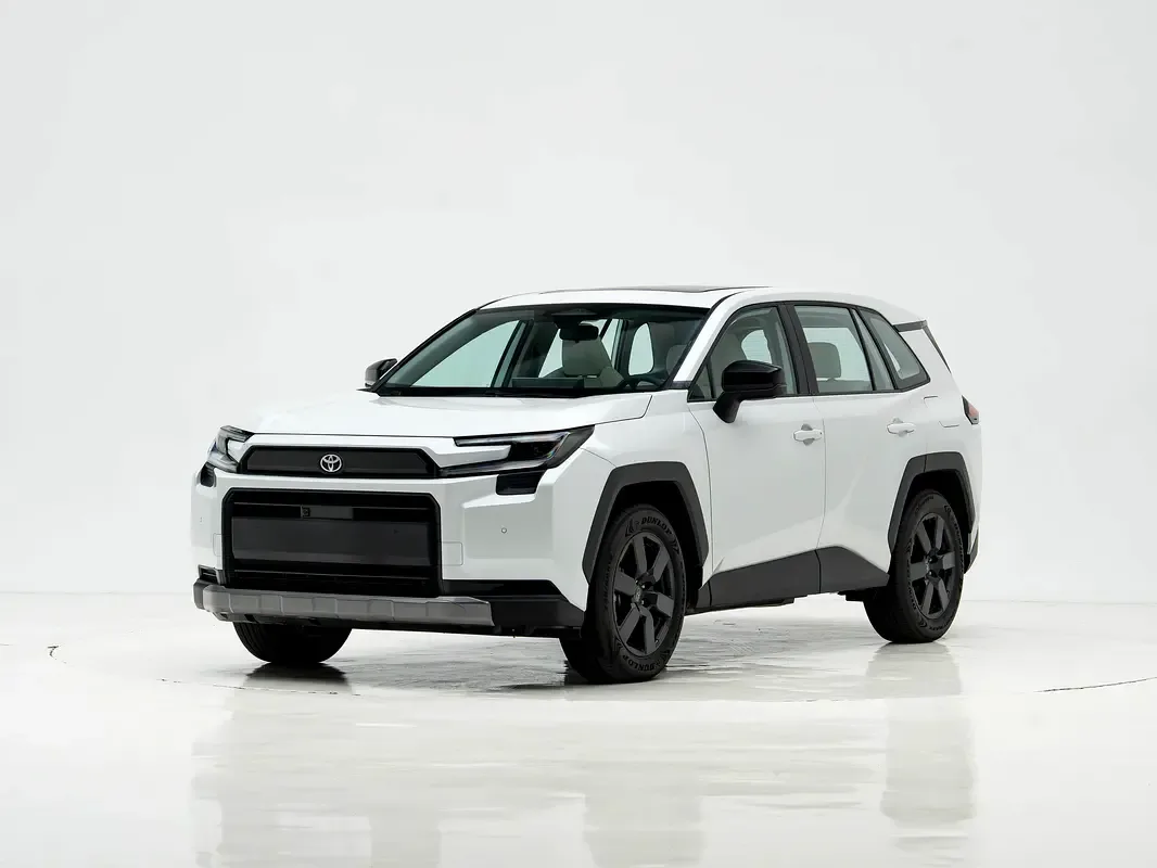 Toyota RAV4 2.5 CVT (226 حصان)