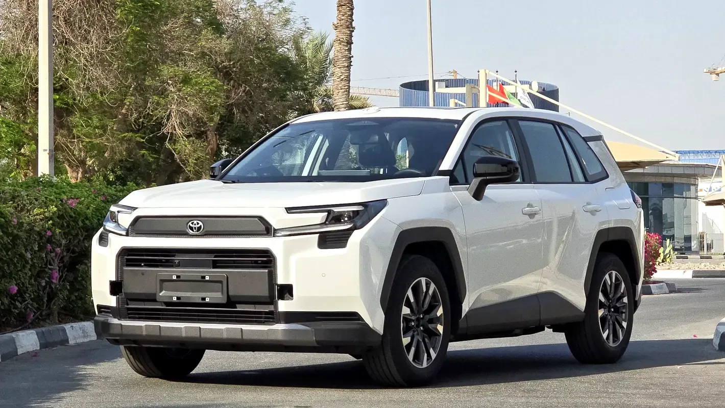 Toyota RAV4 2.5 CVT (226 حصان)