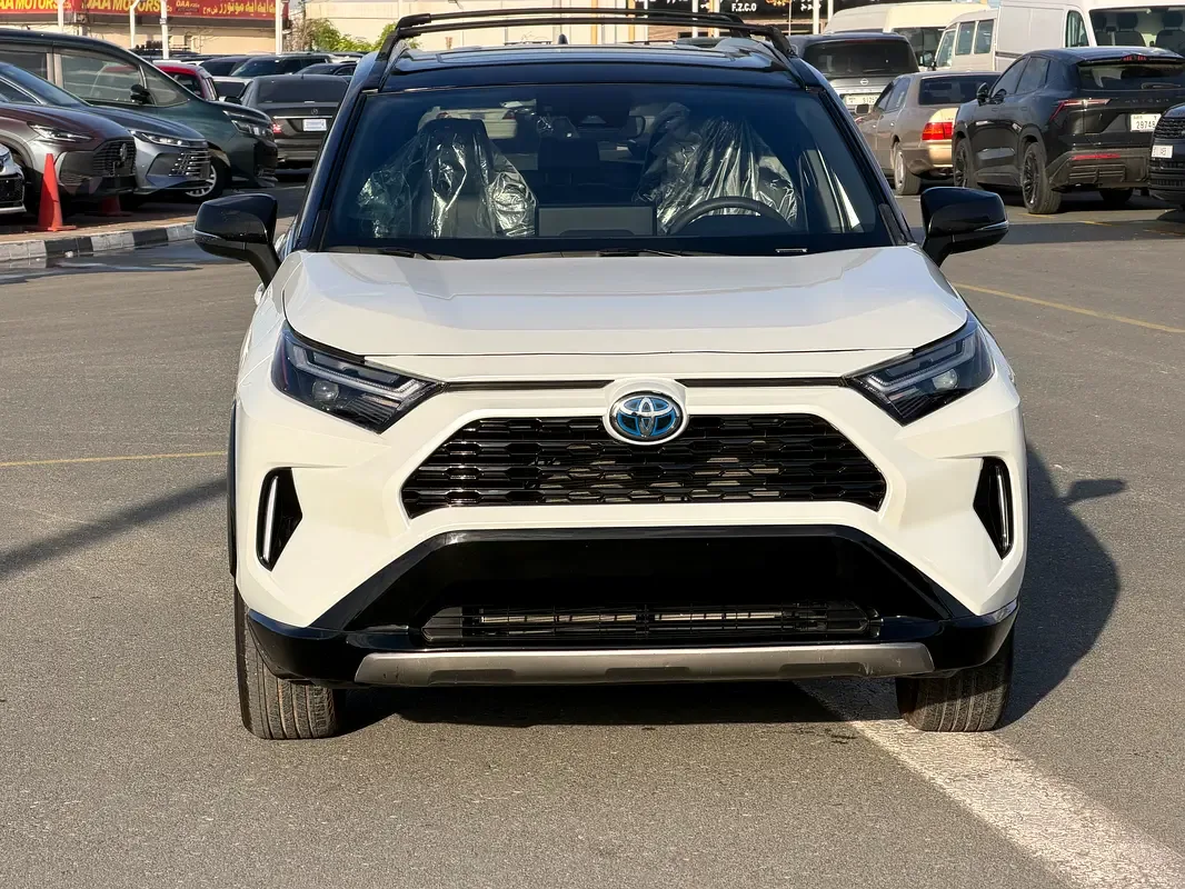 Toyota RAV4 2.5 CVT (236 حصان) - 4