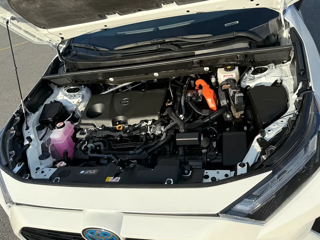 Toyota RAV4 2.5 CVT (236 حصان) - 14