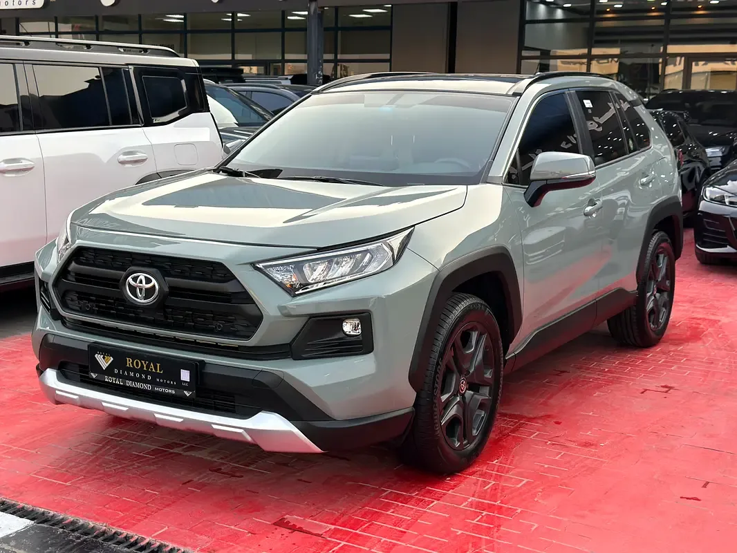 Toyota RAV4 2.5 CVT AWD (236 hp)