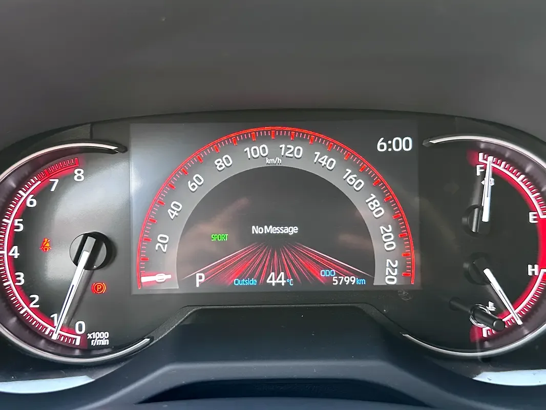 Toyota RAV4 2.5 CVT AWD (236 حصان) - 16