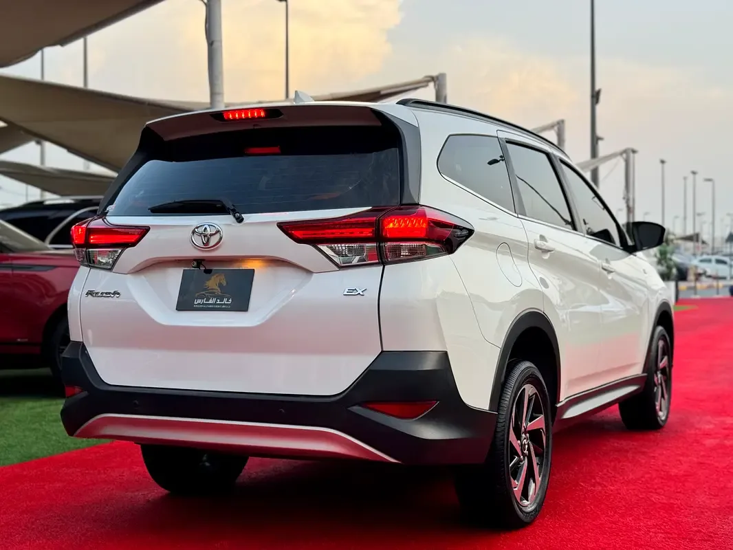 Toyota Rush 1.5 AT (104 hp) - 8