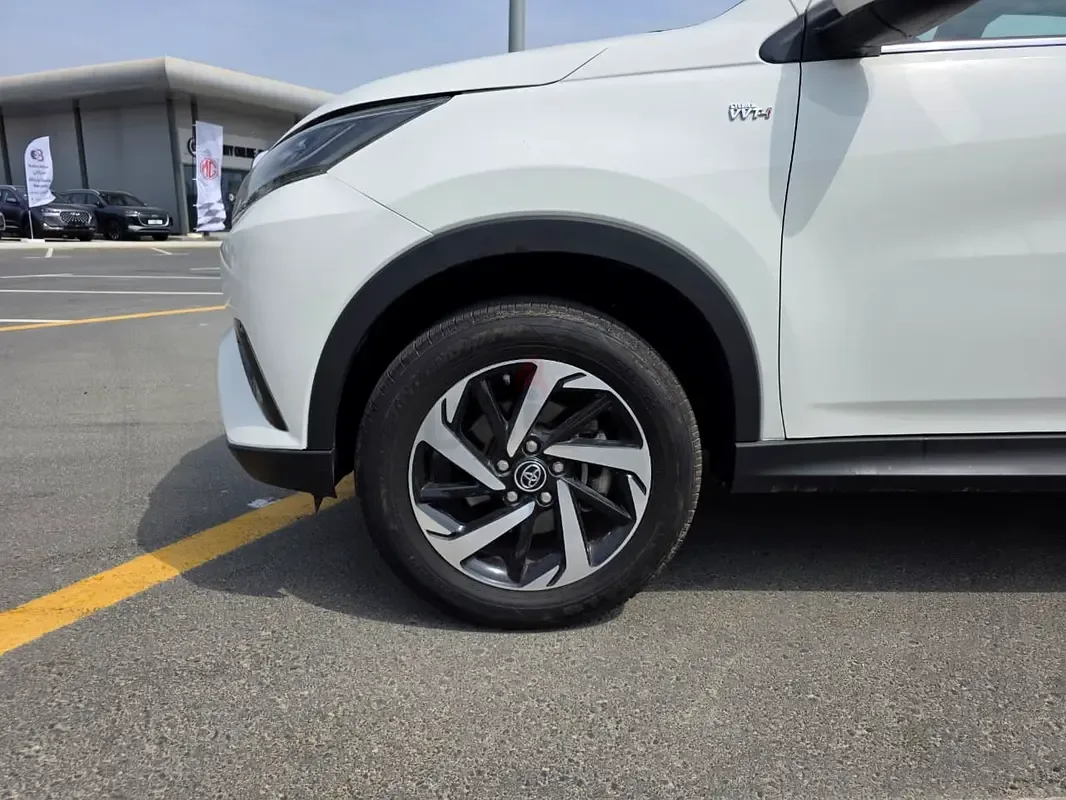 Toyota Rush 1.5 AT (104 hp) - 8