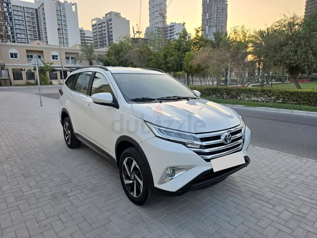 Toyota Rush 1.5 AT (104 حصان) - 2