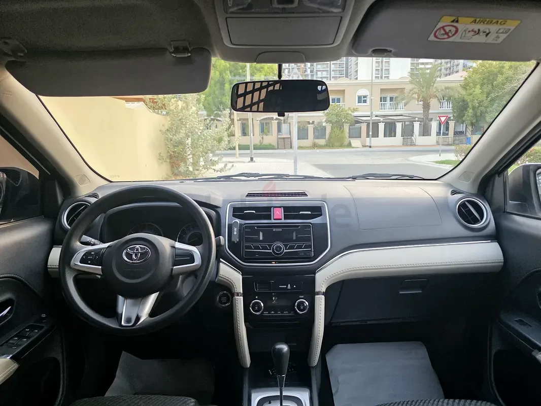 Toyota Rush 1.5 AT (104 حصان) - 12