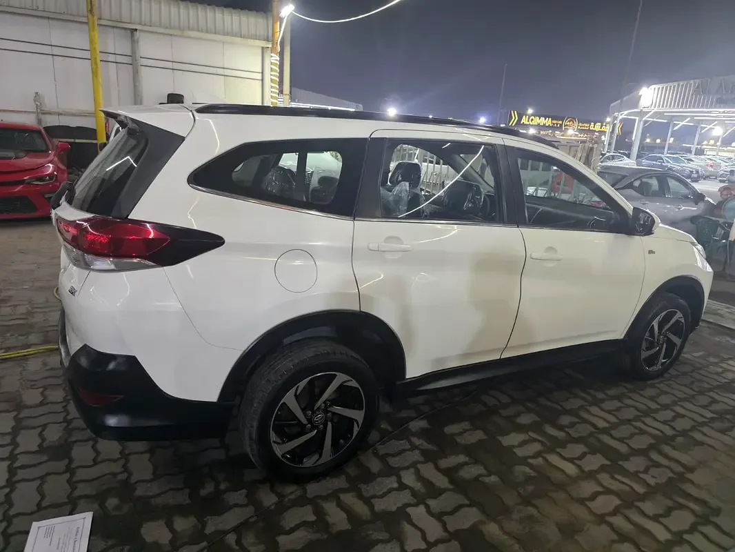 Toyota Rush 1.5 AT (104 hp) - 3