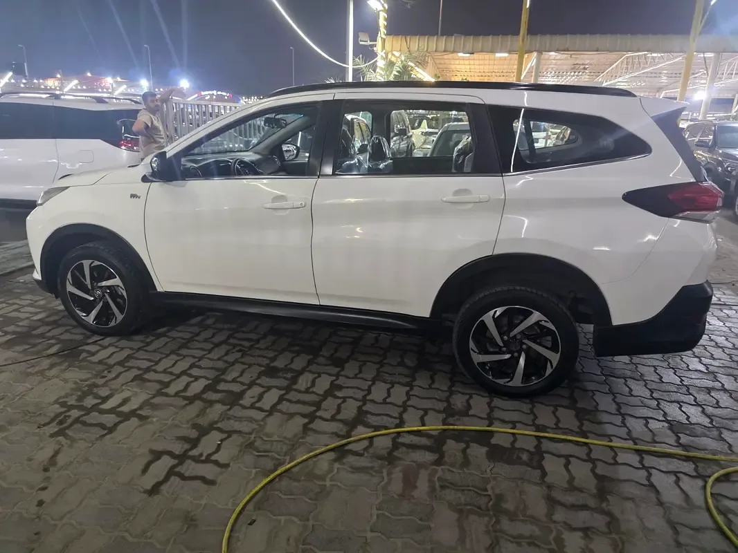 Toyota Rush 1.5 AT (104 hp) - 6