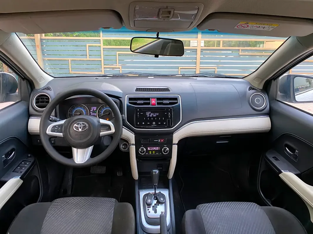 Toyota Rush 1.5 AT (104 hp) - 10