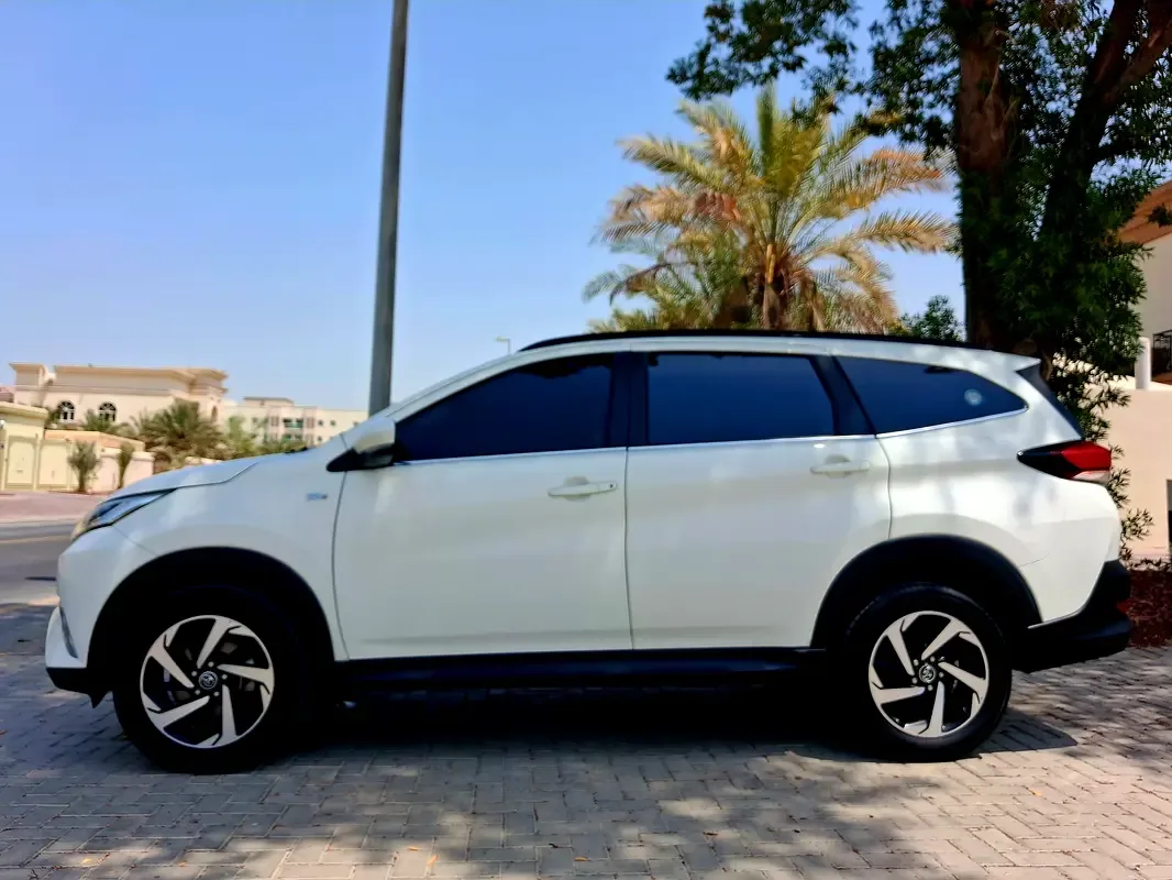 Toyota Rush 1.5 AT (104 حصان) - 3