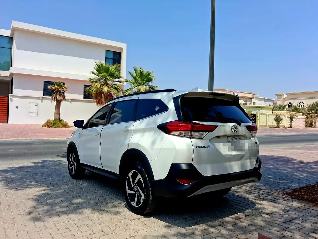 Toyota Rush 1.5 AT (104 حصان) - 4