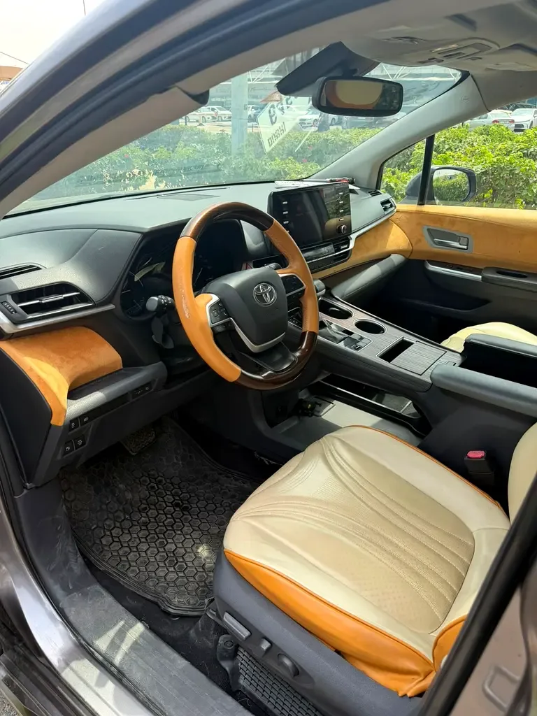 Toyota Sienna 2.5 AT (245 حصان) - 8
