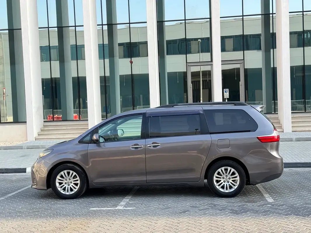 Toyota Sienna 3.5 AT (266 حصان) - 8