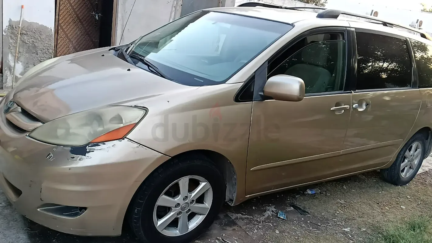 Toyota Sienna 3.5 AT (266 hp) - 5
