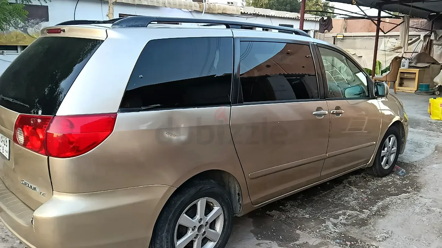 Toyota Sienna 3.5 AT (266 hp) - 7