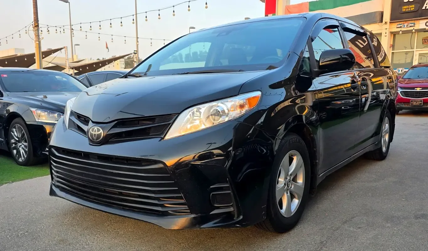 Toyota Sienna 3.5 AT (296 hp) - 4