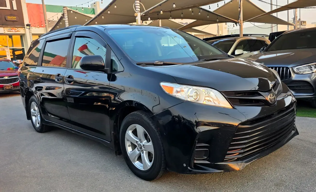 Toyota Sienna 3.5 AT (296 hp) - 2