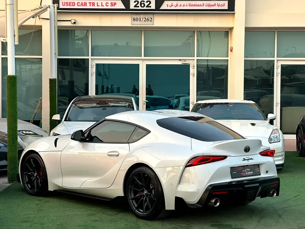 Toyota Supra 3.0 GR AT (340 حصان) - 2
