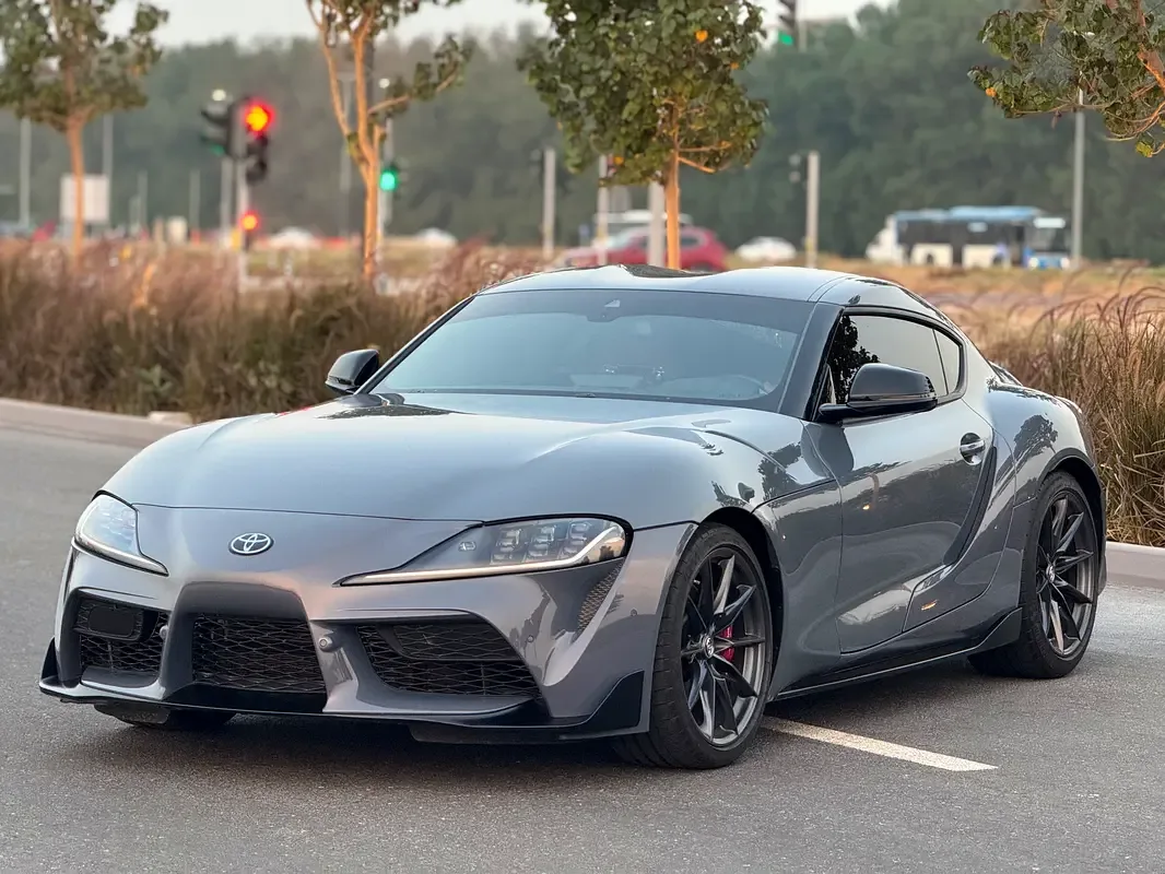 Toyota Supra 3.0 GR AT (340 hp)