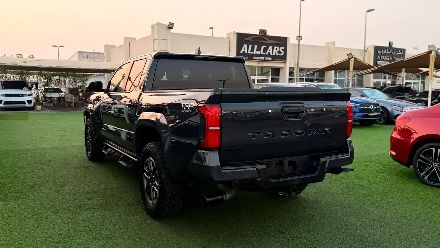 Toyota Tacoma 2.4 MT AWD (270 حصان) - 5